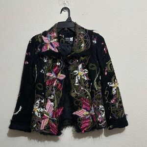 Armina’s Collection Black and Pink Floral‎ Blazer with Textured Design / KD